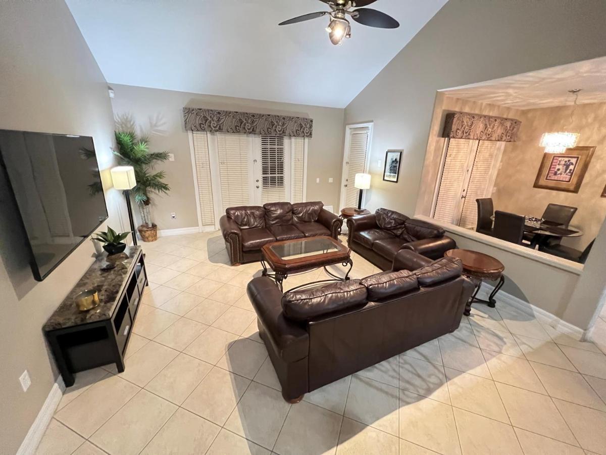 Mickeys Escape - Magical Lakeview 7Br - 4 Master Suites Pool & Hot Tub Bbq Home Theater And 2 Miles Disney! Орландо Екстер'єр фото